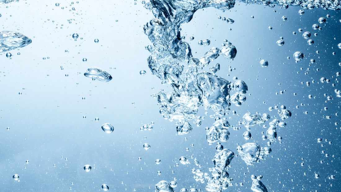 Closeup image of sparkling water